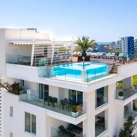 Italia Palace 4*